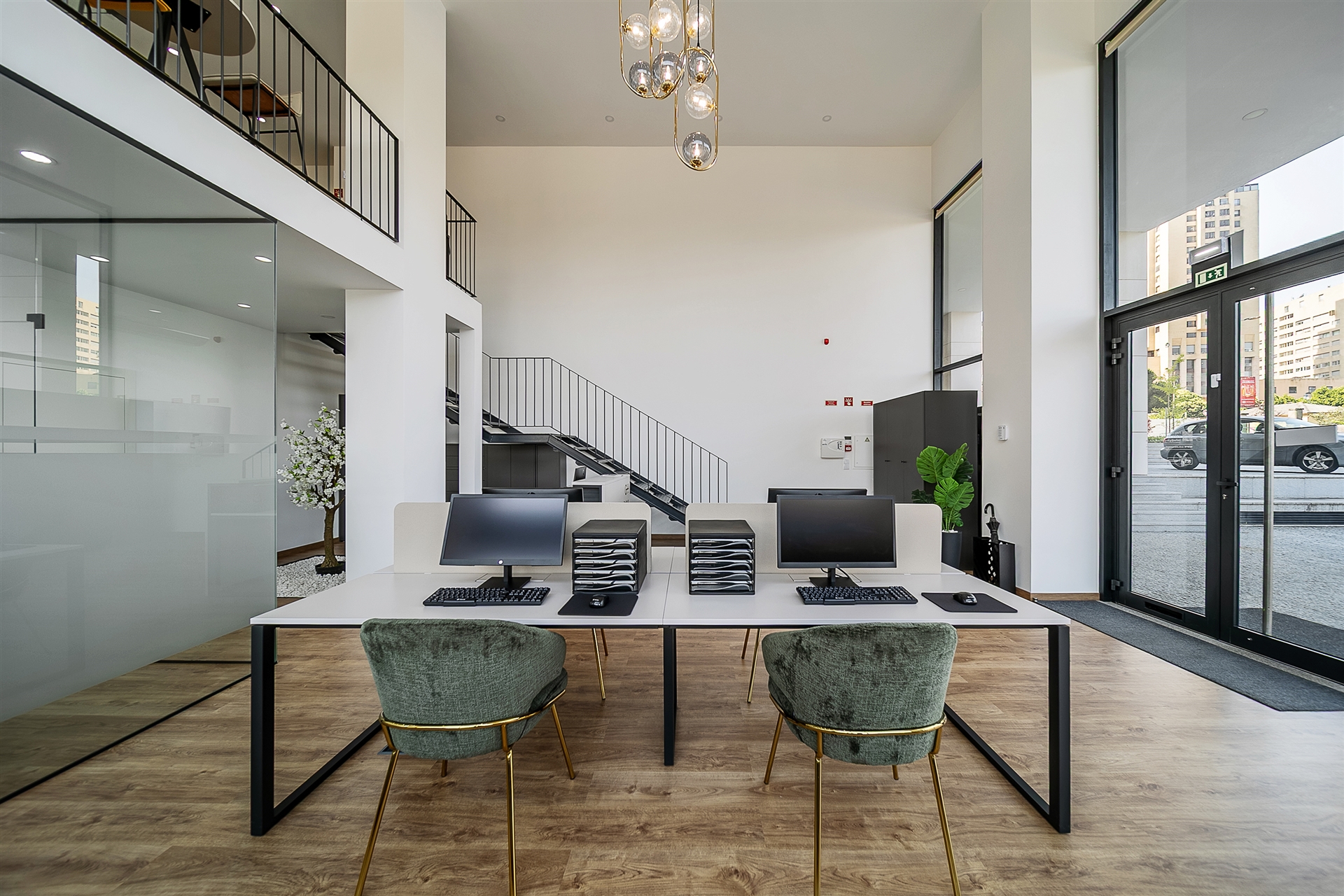 Sede de Golden Hour Real Estate