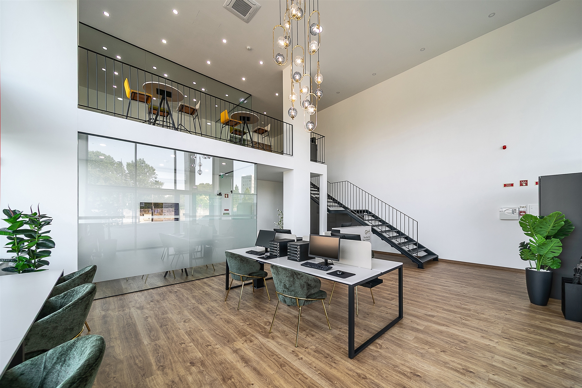 Sede de Golden Hour Real Estate