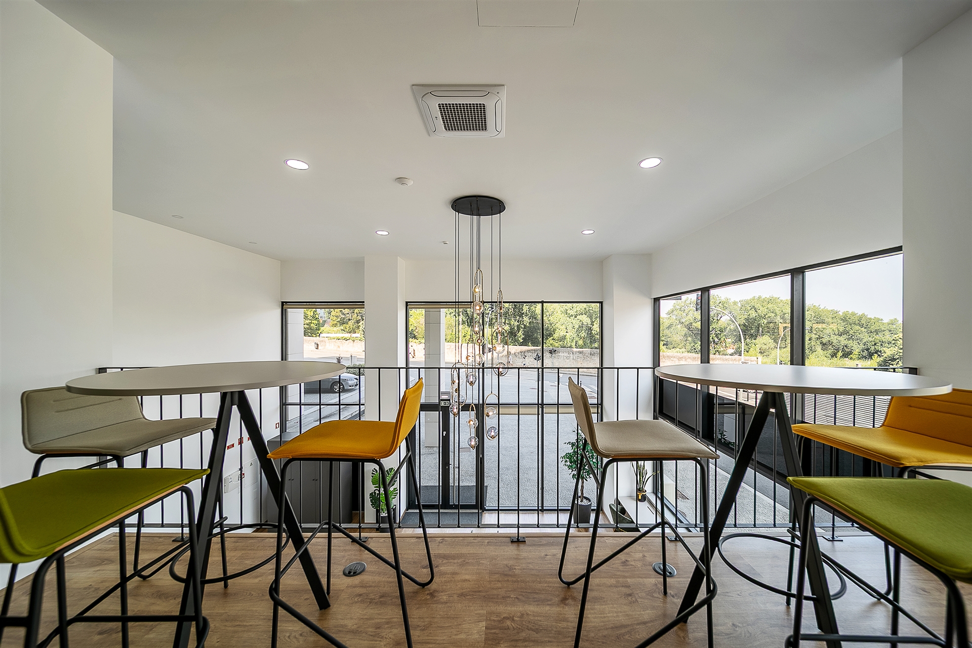 Sede de Golden Hour Real Estate