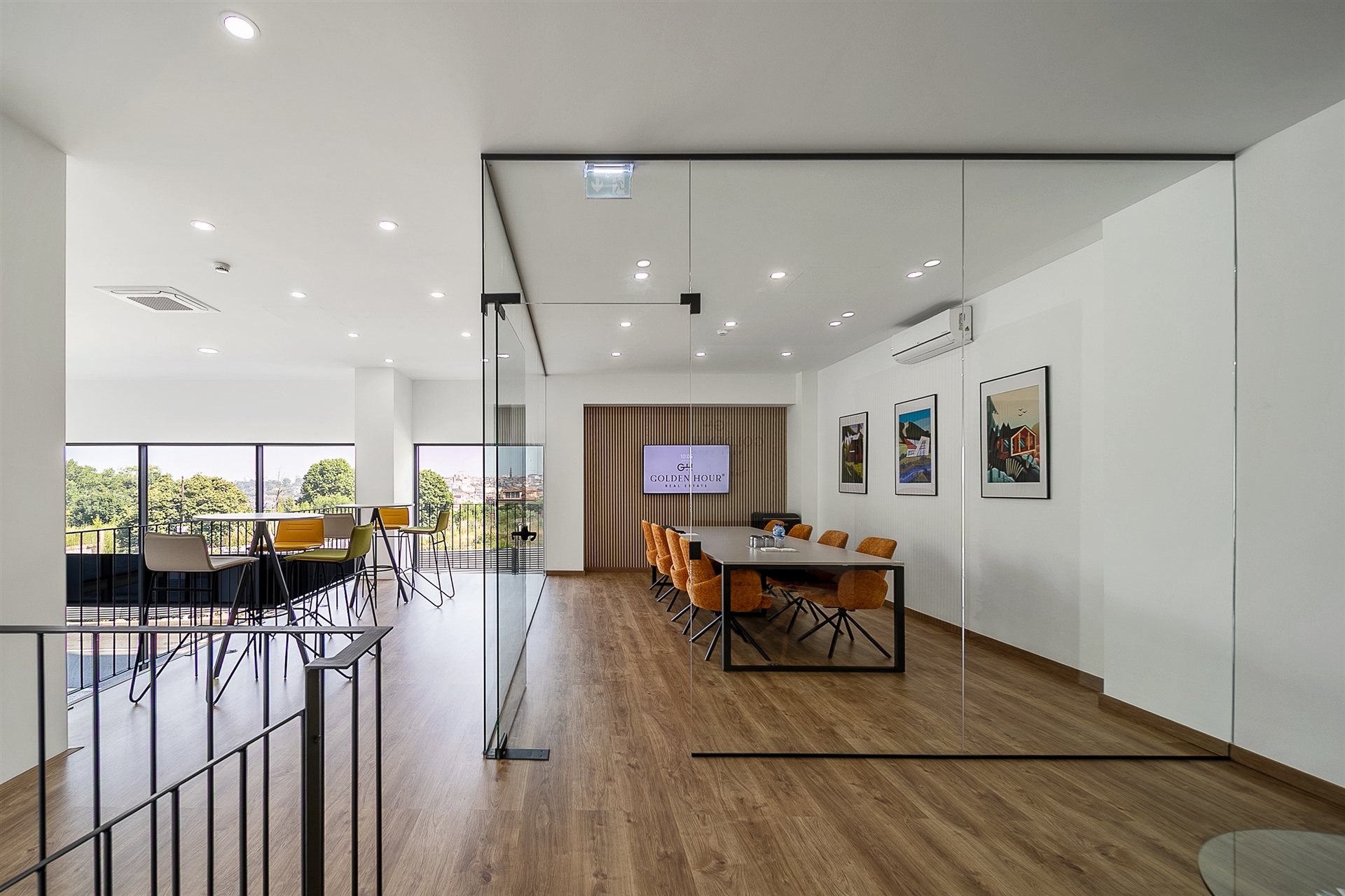 Sede de Golden Hour Real Estate