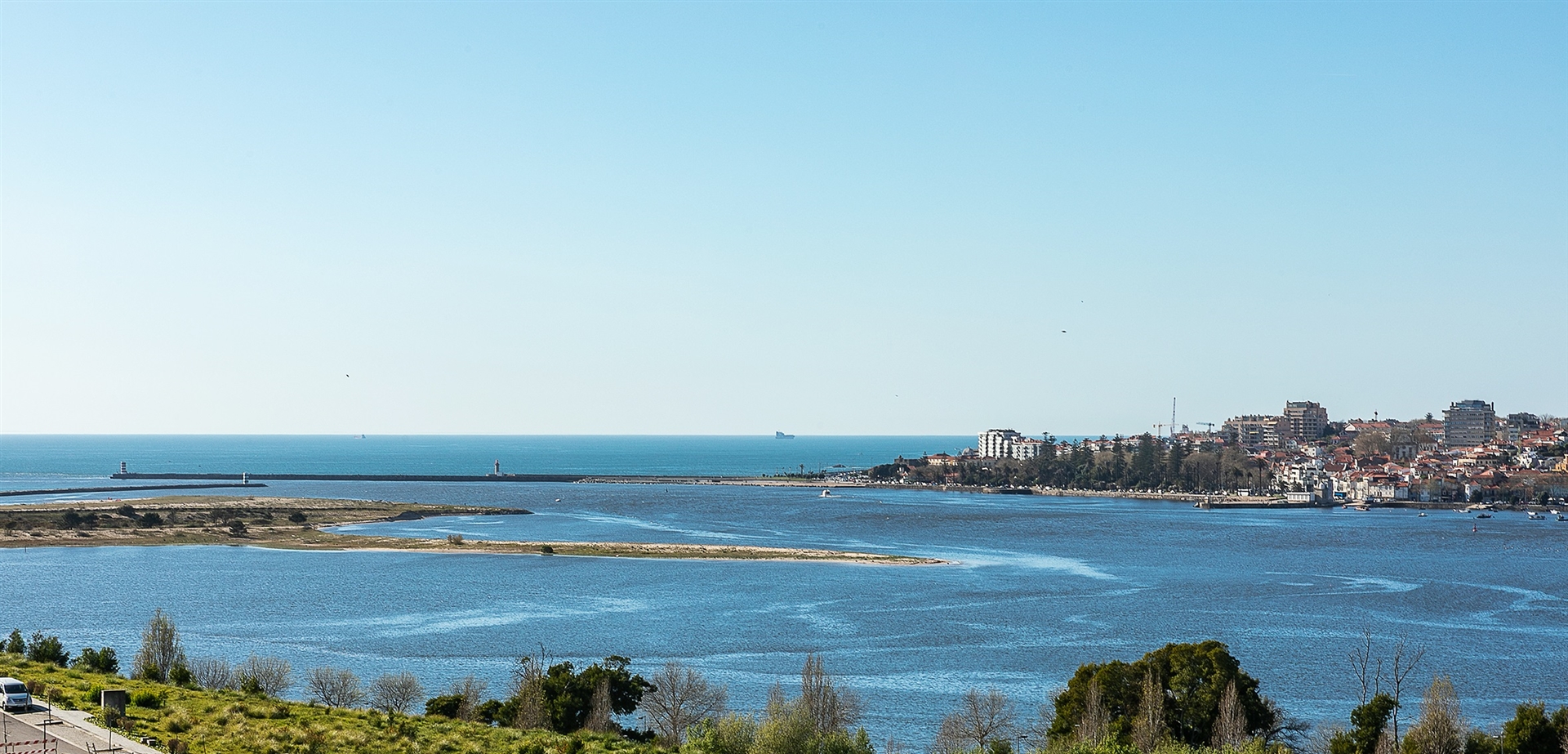 Penthouses e Imobiliário de Luxo em Canidelo: O Seu Refúgio Frente ao Mar